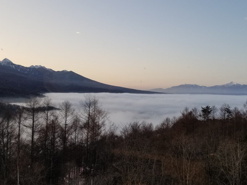朝の雲海.jpg