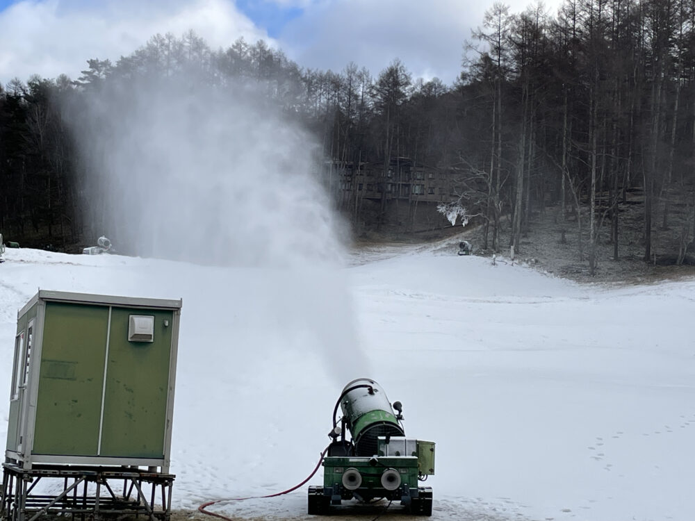 スキー場オープンに向けて