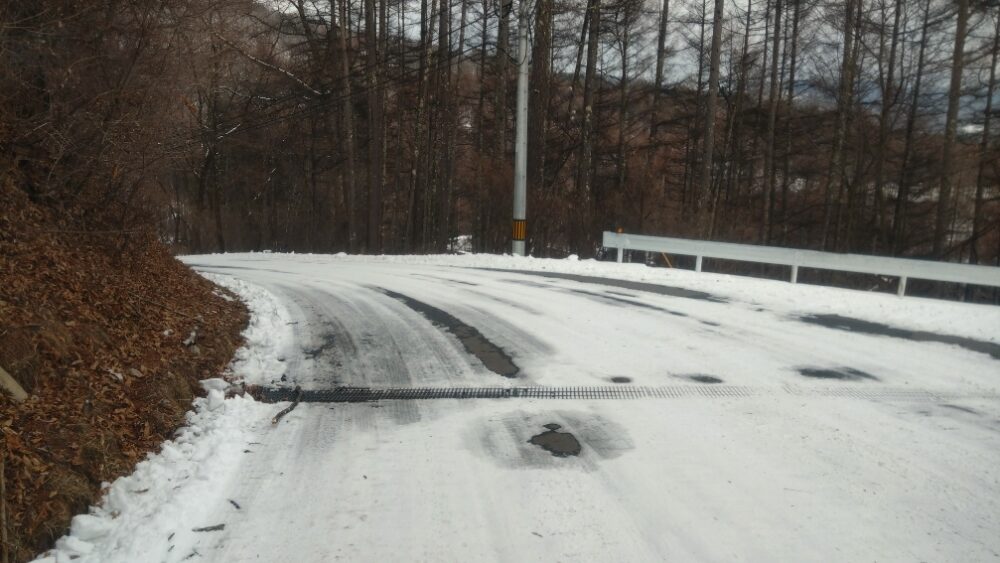本日の蓼科道路状況。