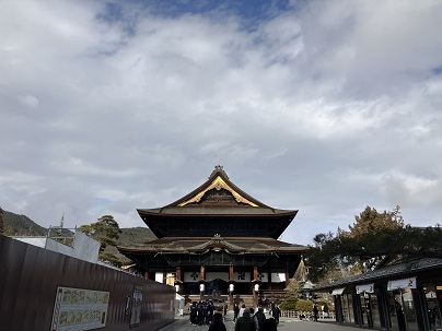 牛に引かれて・・・